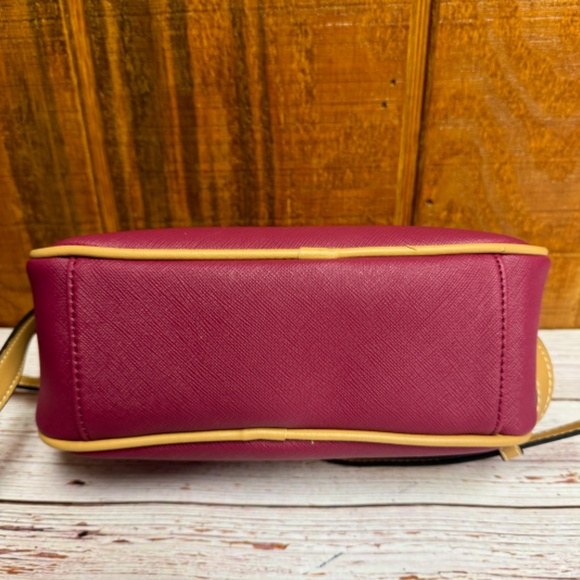 Giani Bernini Saffiano Dome Crossbody - Picture 3 of 5